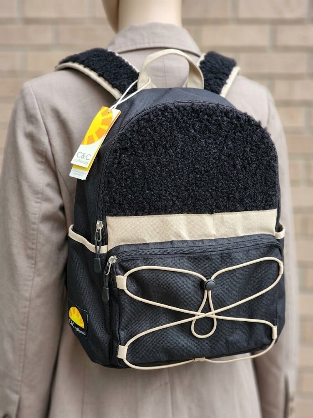 NWT C&C California Out And About Black Sherpa Bungee Laptop Backpack